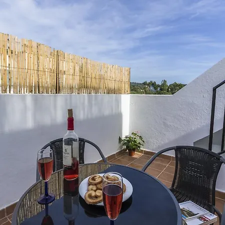 Casa de Férias Townhouse Dionis By Homevillas360