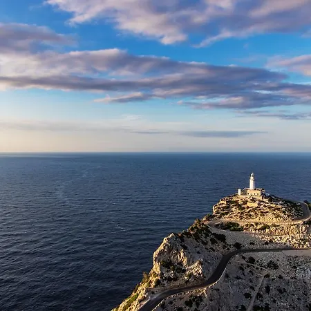 Townhouse Dionis By Homevillas360 Pollença