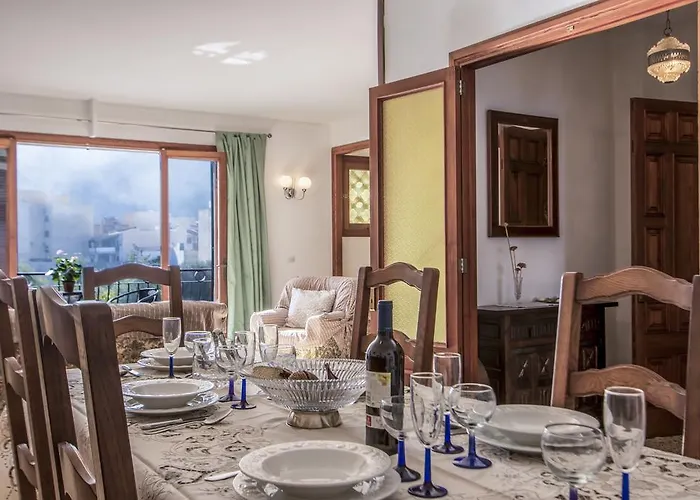 Сasa de vacaciones Townhouse Dionis By Homevillas360 *