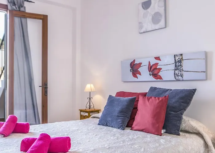 Сasa de vacaciones Townhouse Dionis By Homevillas360 *