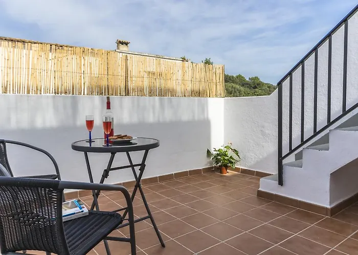 Vakantiehuis Townhouse Dionis By Homevillas360 *